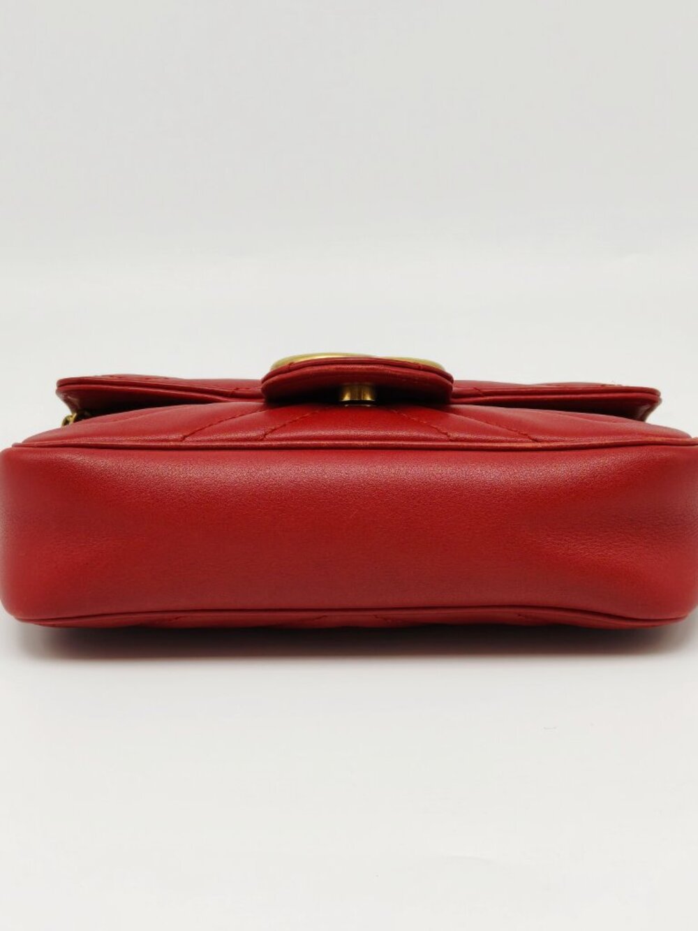 Gucci GG Marmont Super Mini Red Matelassé Chain Shoulder Bag - Picture 5 of 16